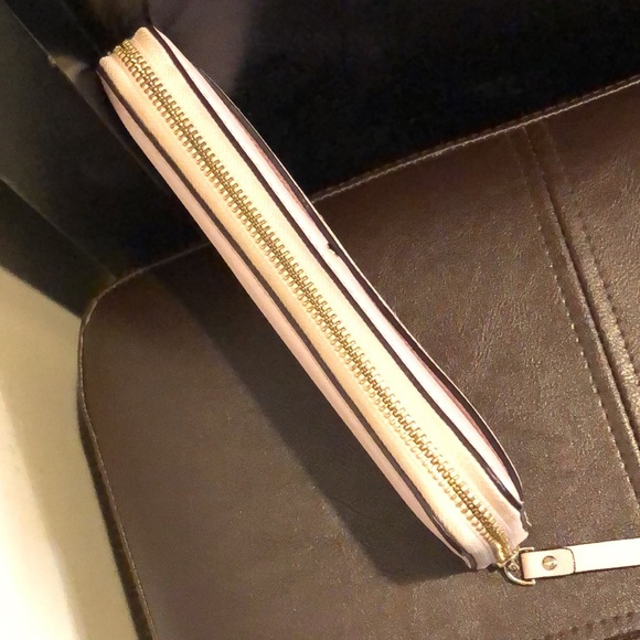 KATE SPADE Faux Pink Bow Full Zip Continental Wallet - Picture 3 of 15